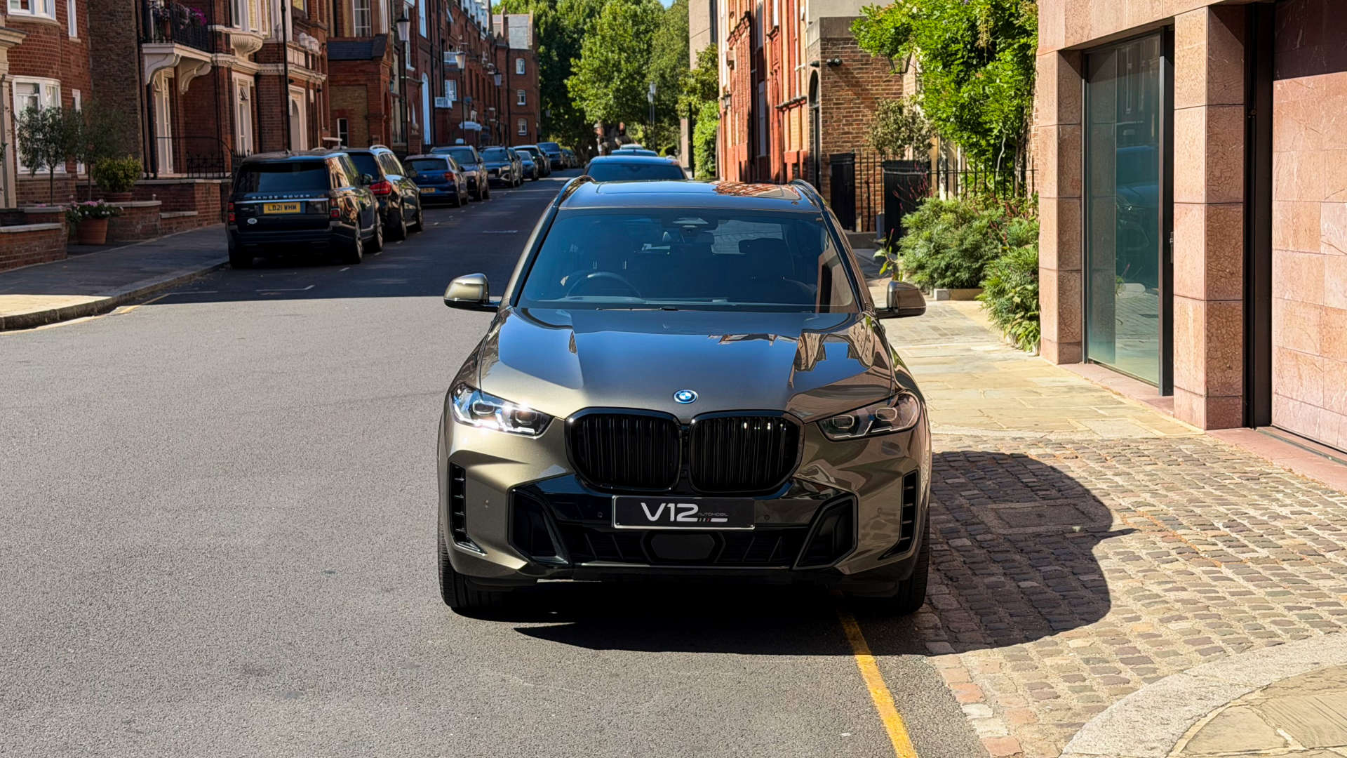 BMW X5 — photo 17