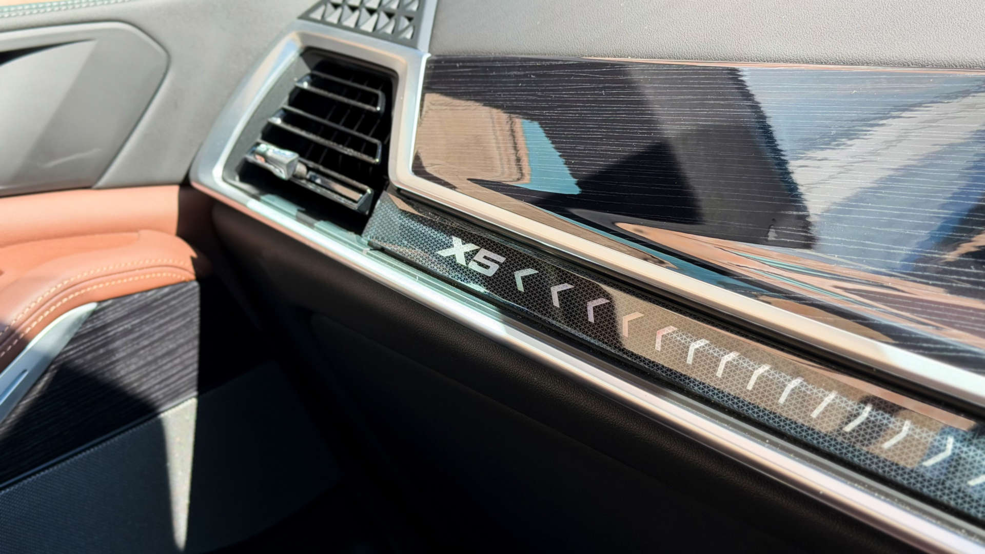 BMW X5 — photo 46