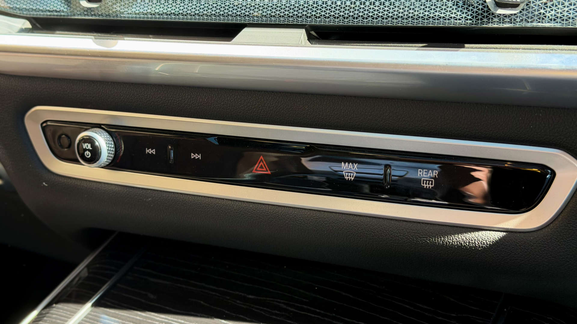 BMW X5 — photo 35