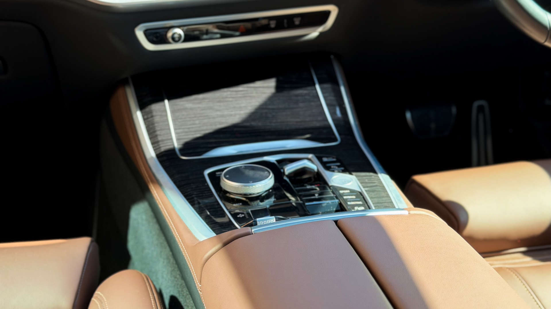 BMW X5 — photo 32
