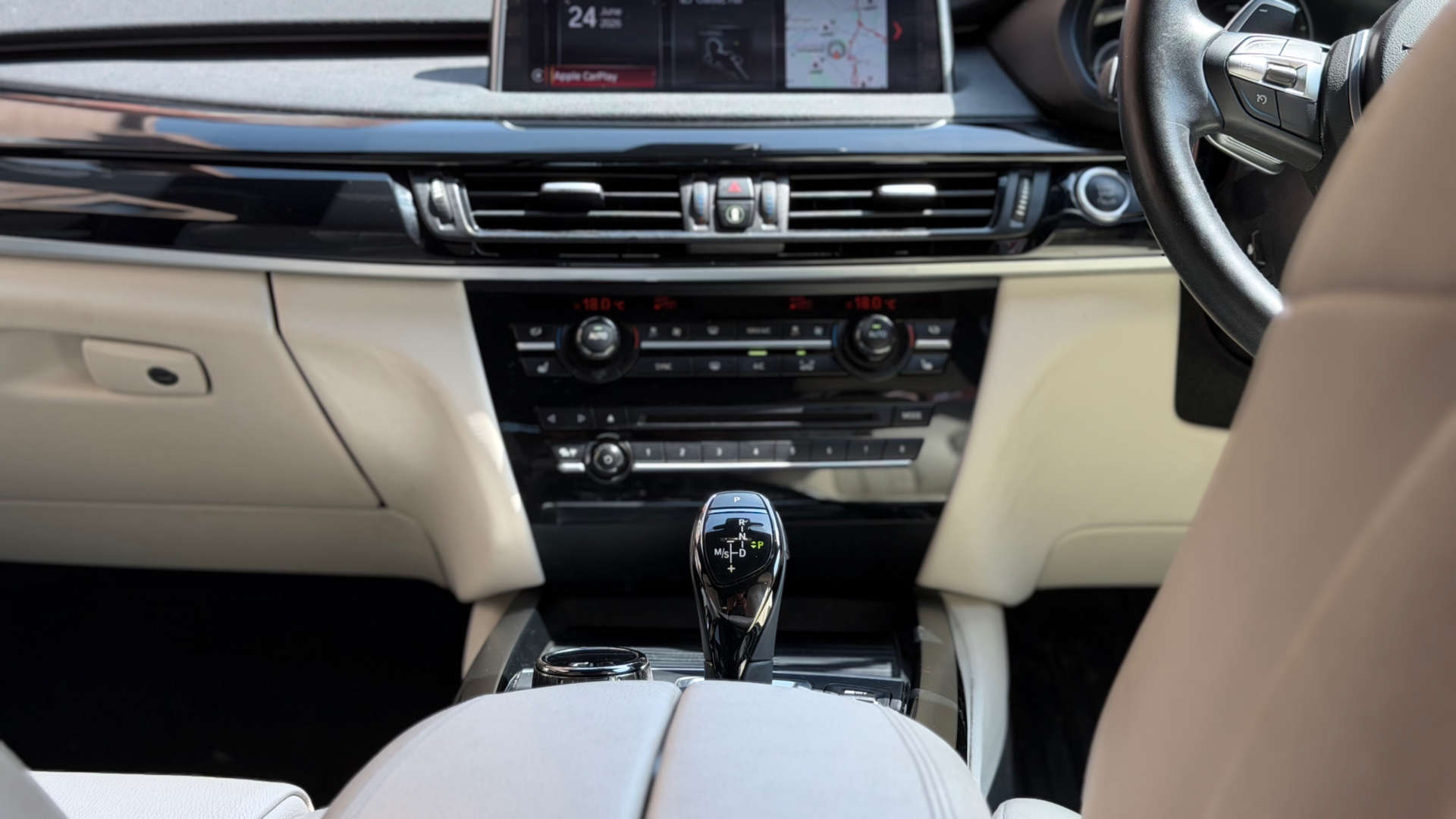 BMW X5 — photo 20