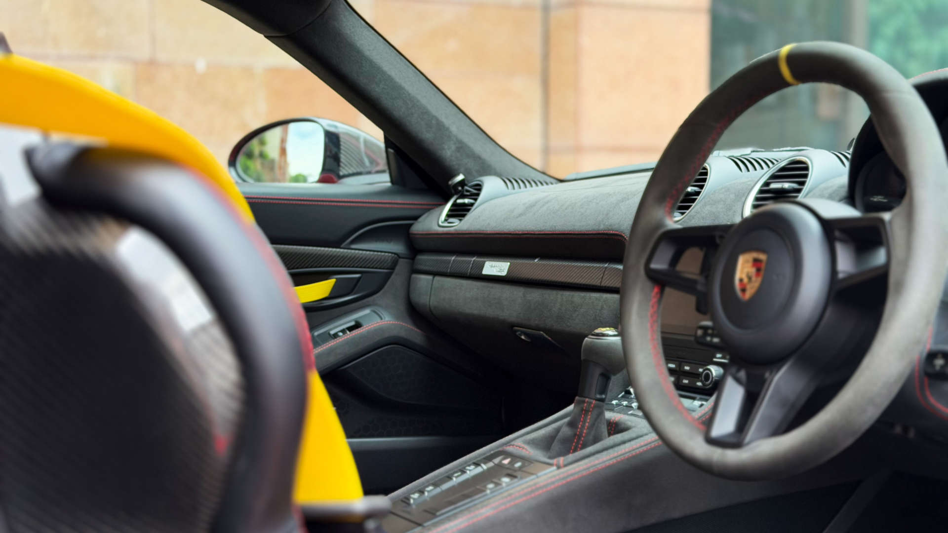 PORSCHE 718 — photo 26