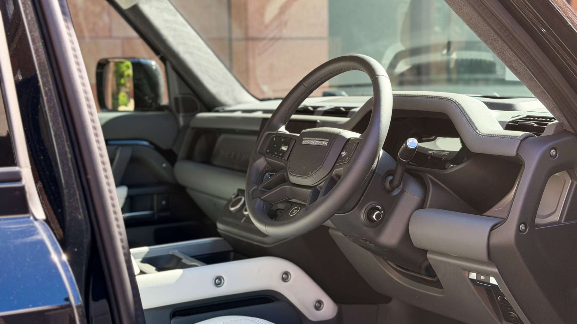 Land Rover DEFENDER — photo 25
