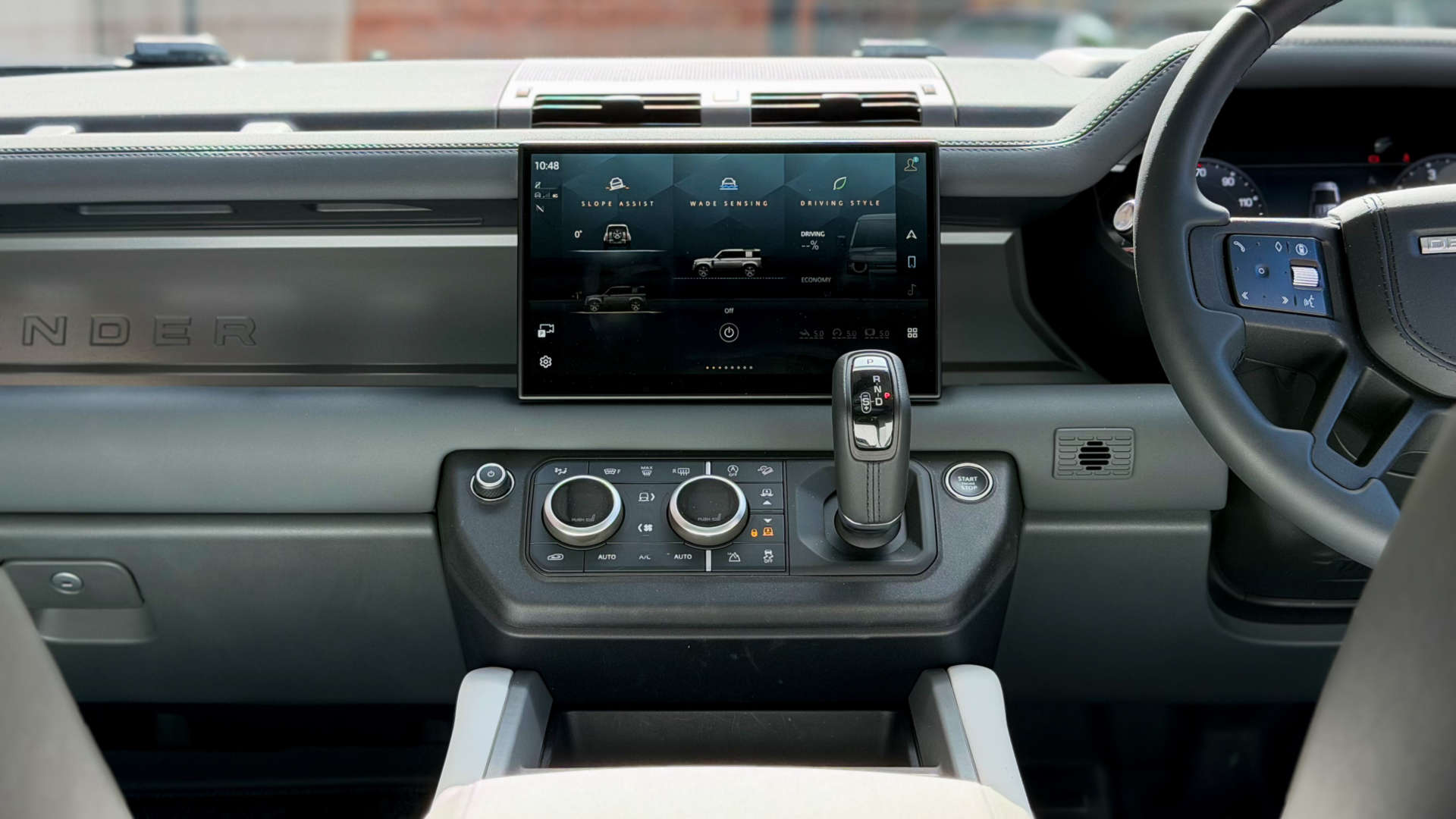 Land Rover DEFENDER — photo 42