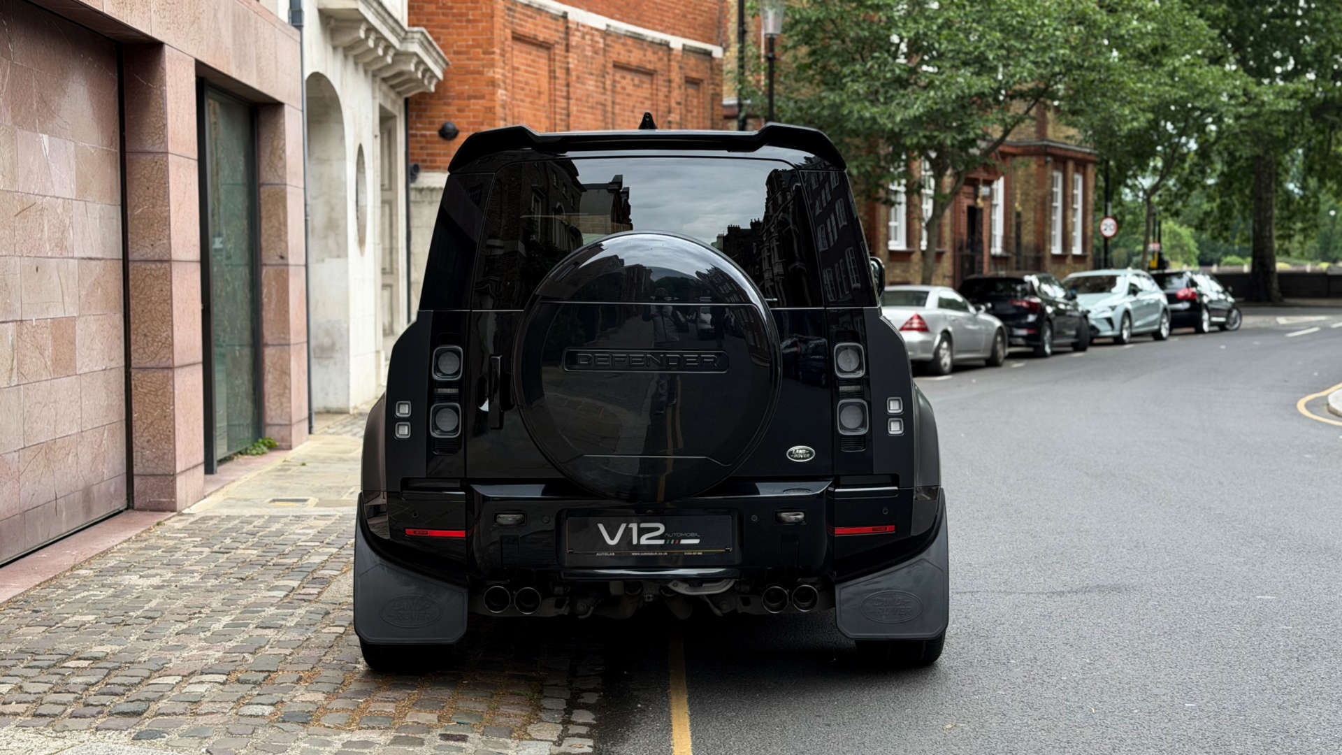 Land Rover DEFENDER — photo 8