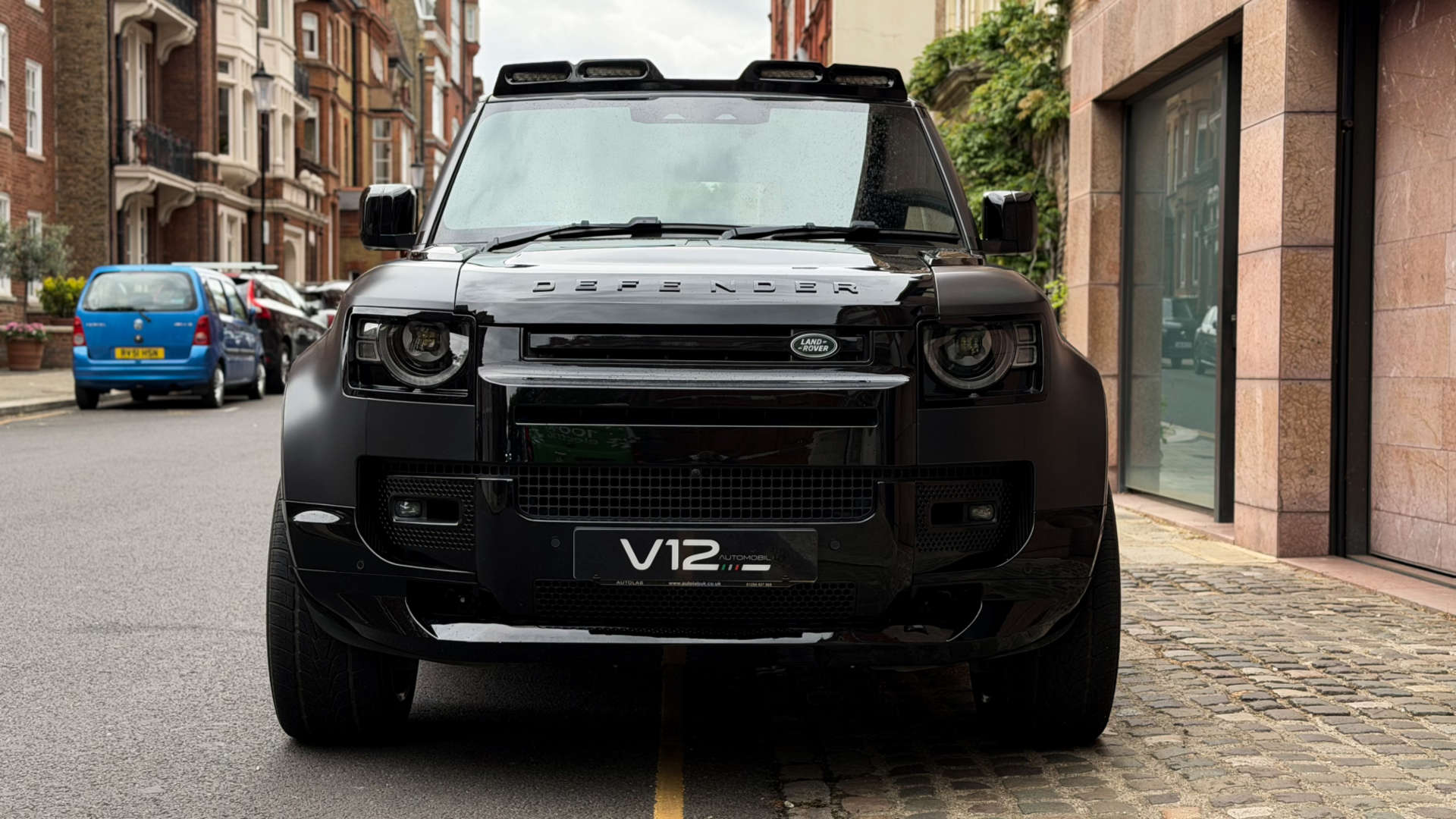 Land Rover DEFENDER — photo 5