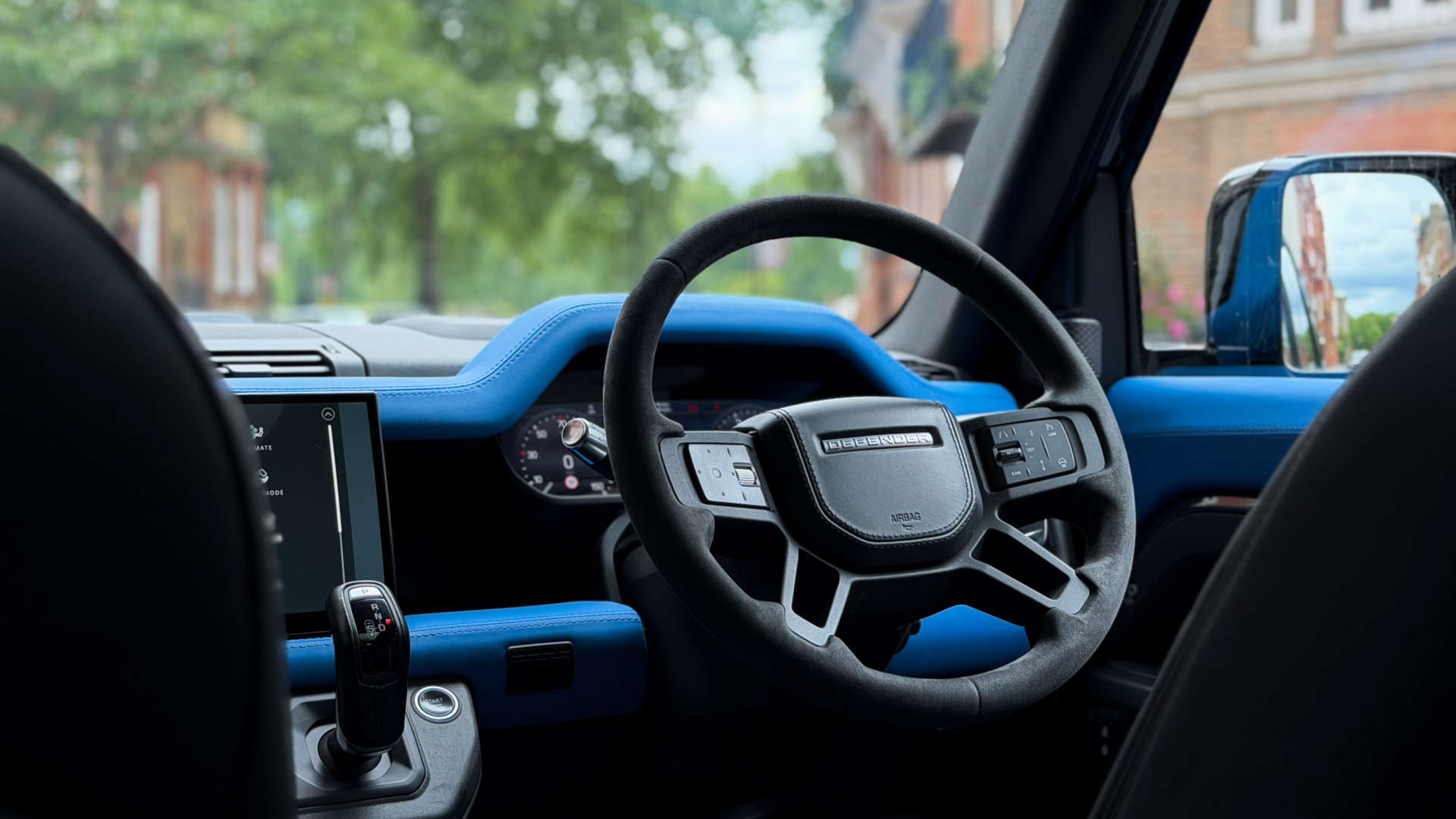 Land Rover DEFENDER — photo 30