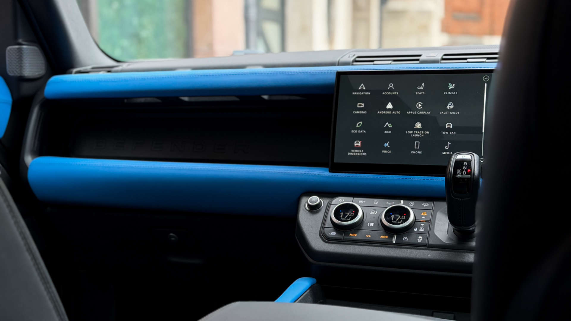Land Rover DEFENDER — photo 33