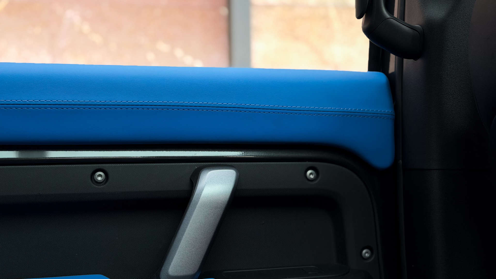 Land Rover DEFENDER — photo 36