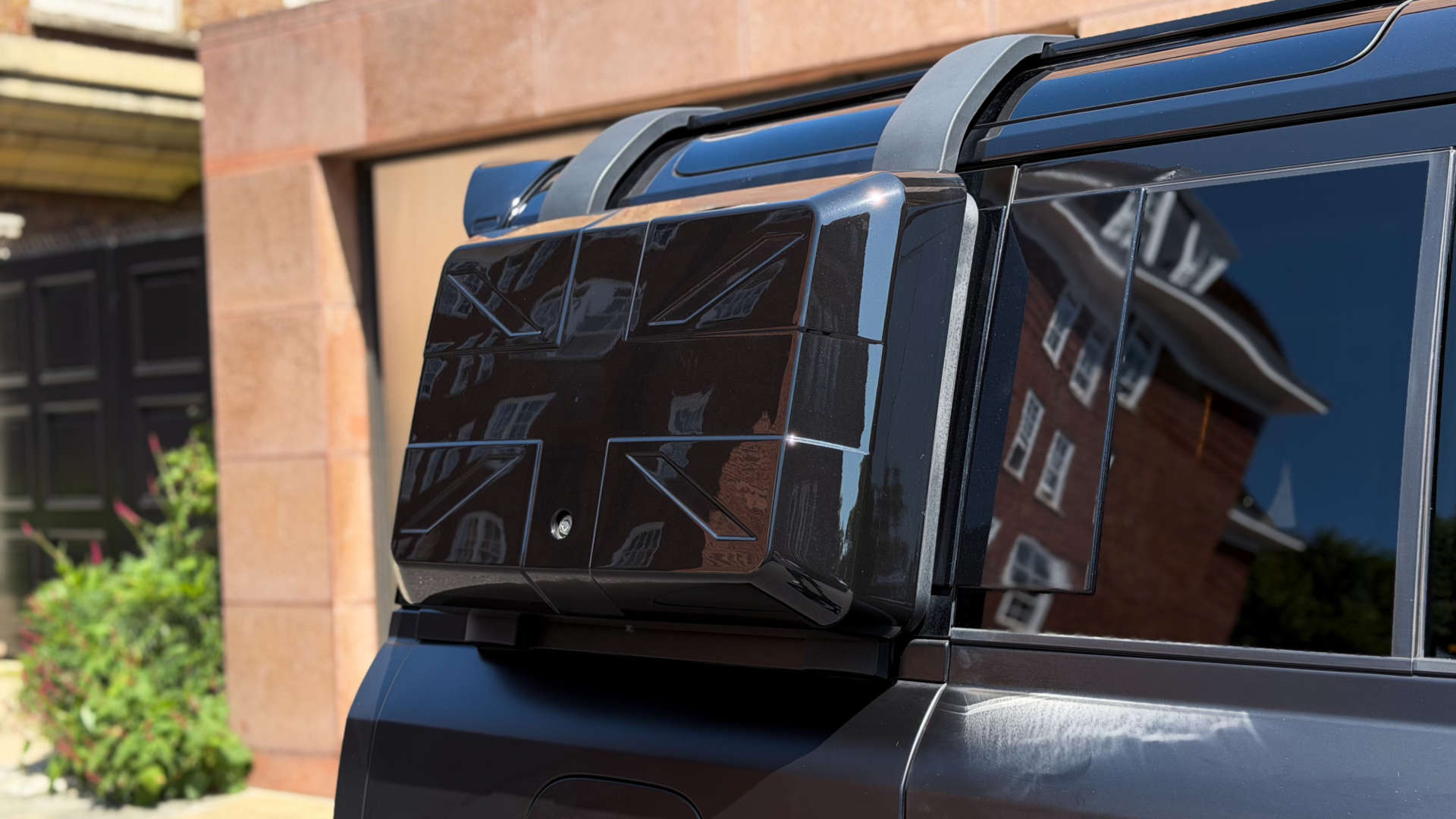Land Rover DEFENDER — photo 12