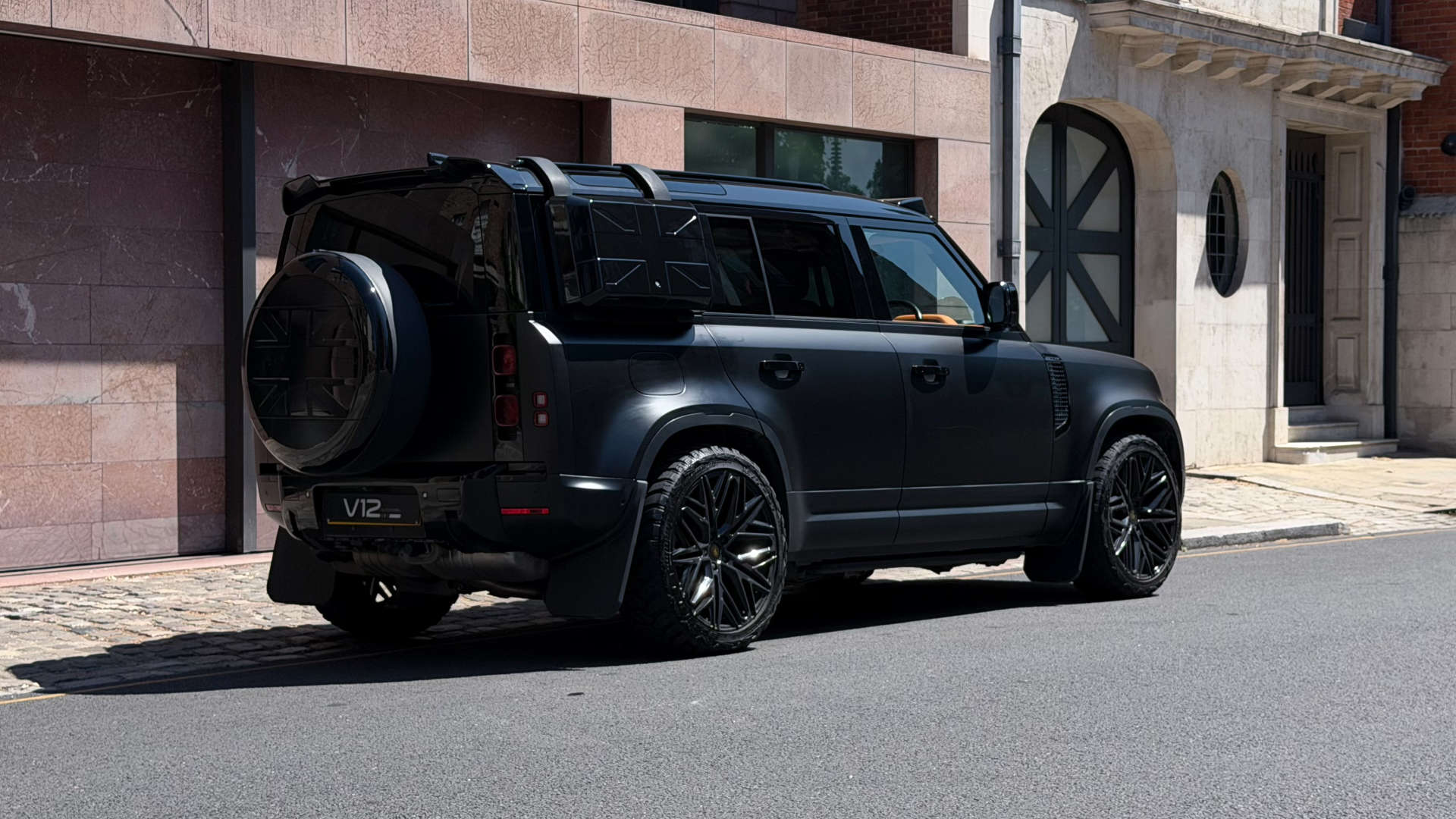 Land Rover DEFENDER — photo 3