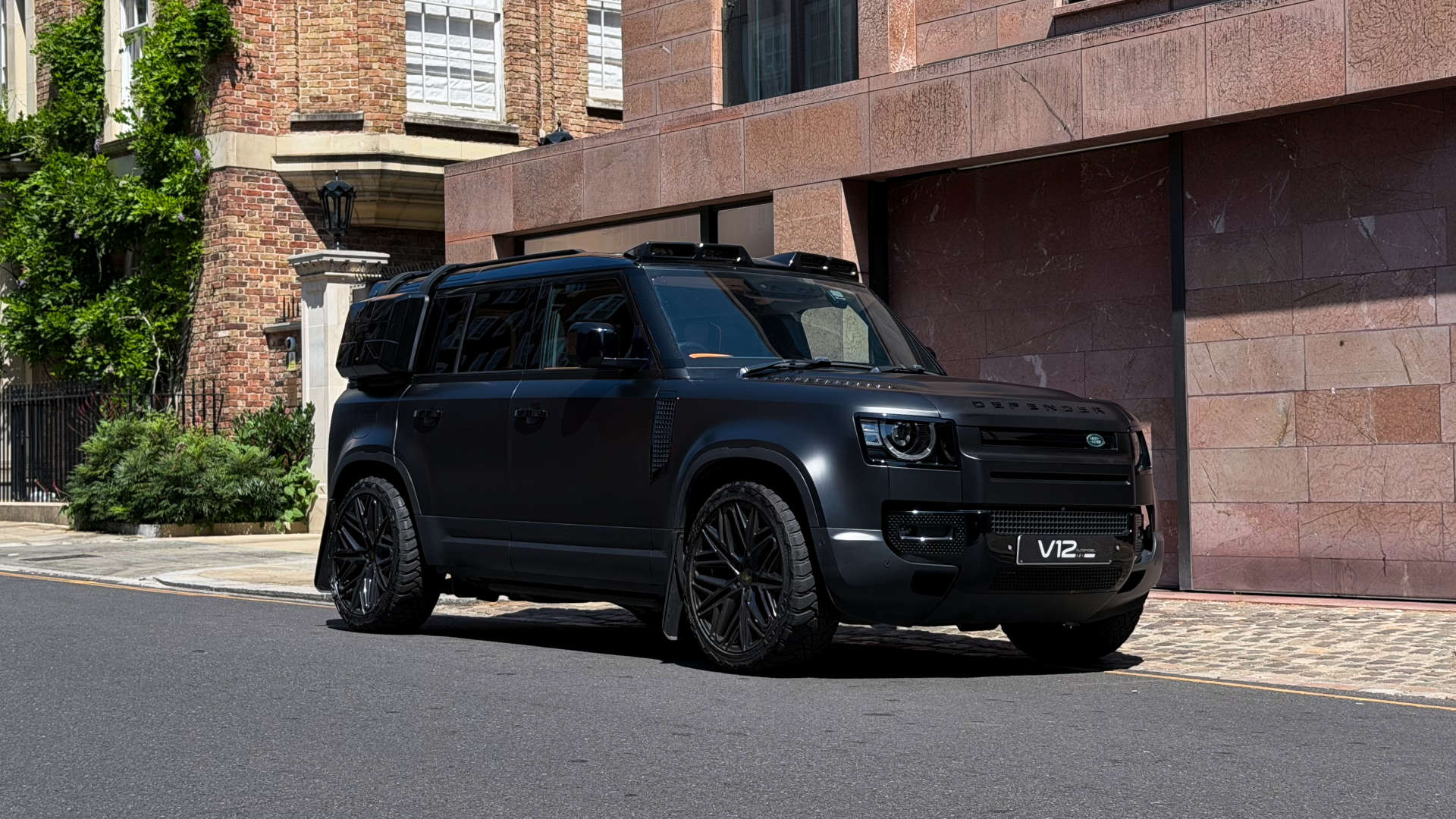 Land Rover DEFENDER — photo 5