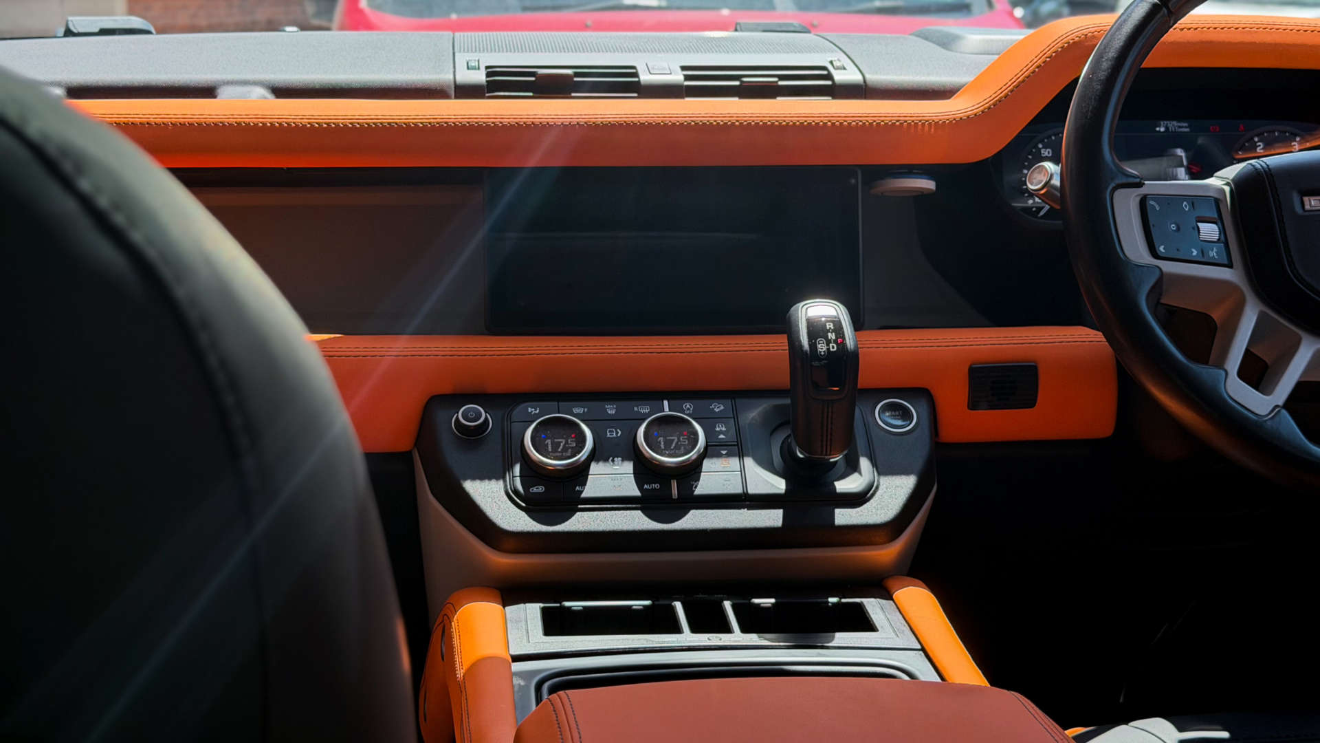 Land Rover DEFENDER — photo 30